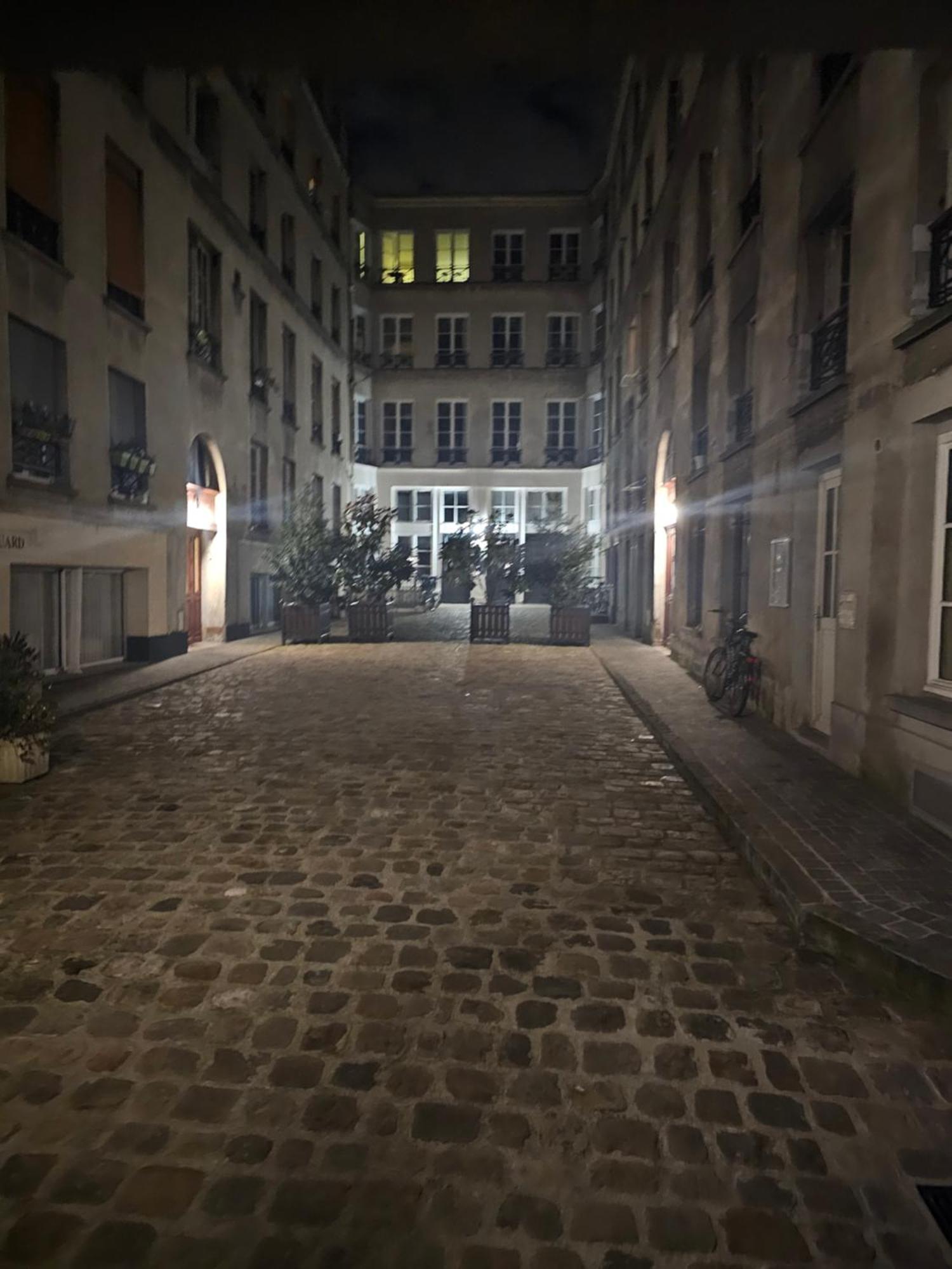 Appartement 50 M2 Paris Exteriör bild
